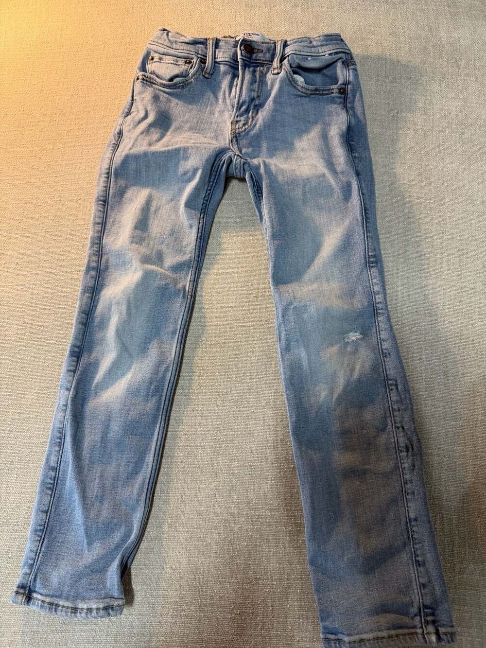 Abercrombie Kids Straight Light Wash Distressed Denim Jeans Size 9/10